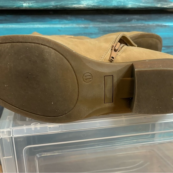 A.n.a. Womens Lotus Dark Sand Ankle Boot NWT Size 11 - Picture 7 of 7